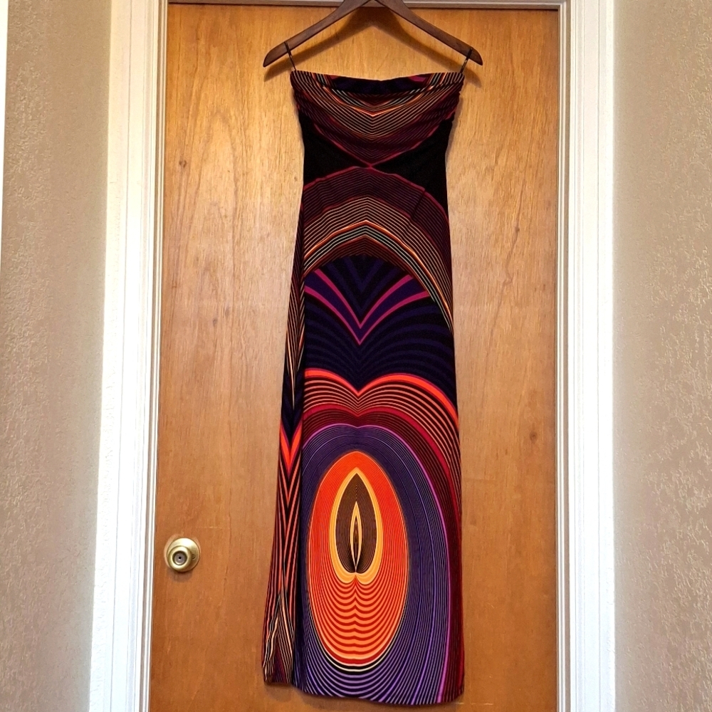 Forever 21 Strapless Multicolor Geometric Maxi Dress - Picture 2 of 3